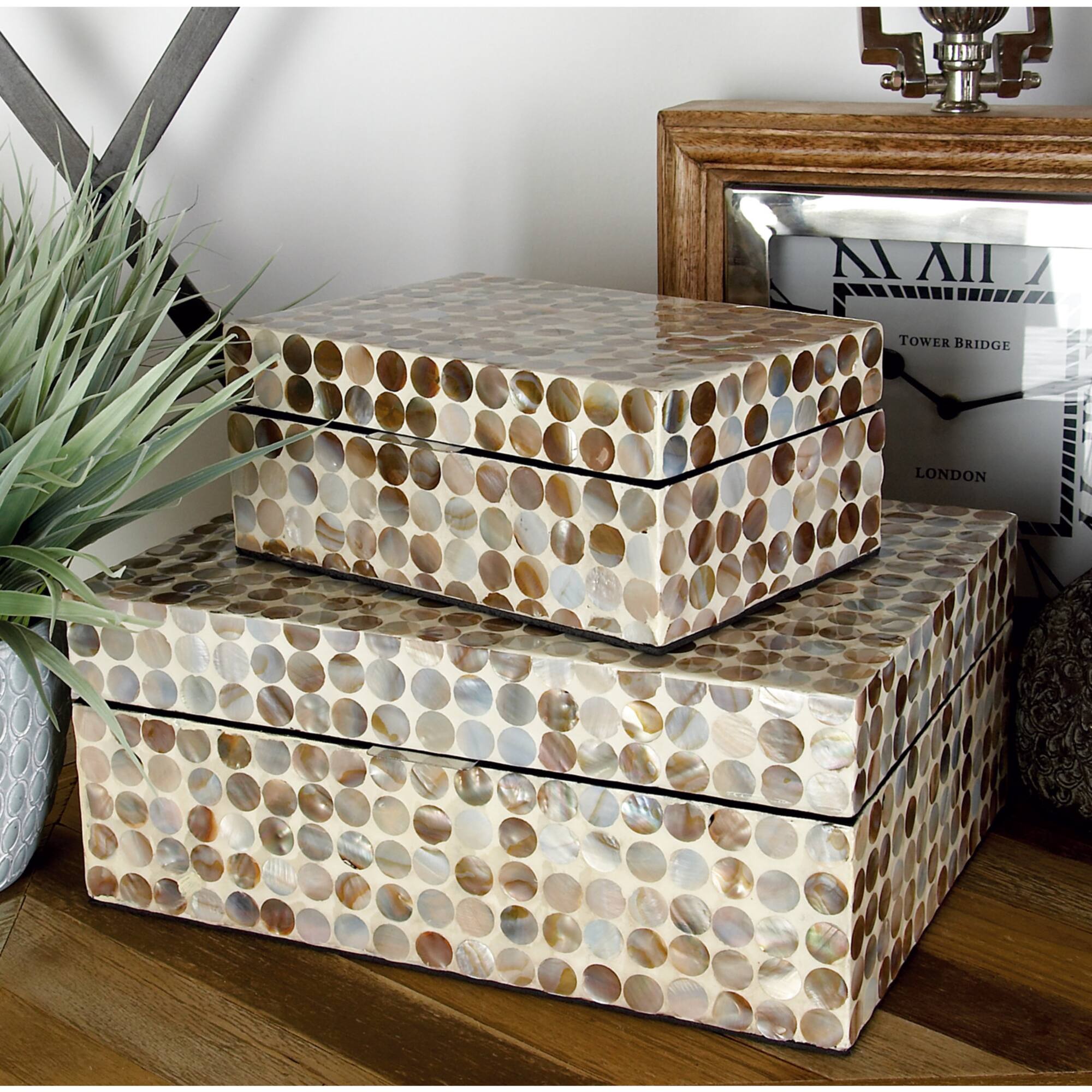 Brown Mother of Pearl Coastal Box Set